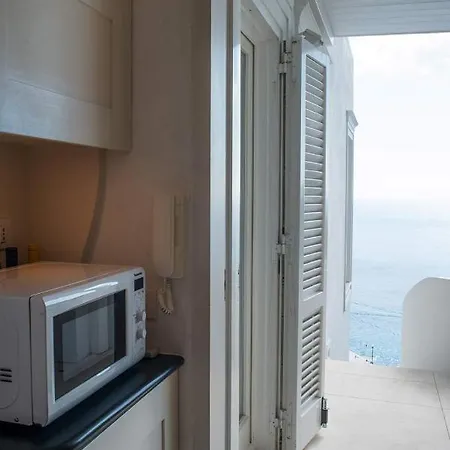 Coccodrilla By Myvillacollection * 卡普里