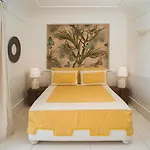 Coccodrilla By Myvillacollection Apartment