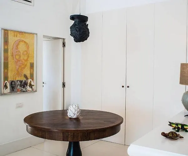 Coccodrilla By Myvillacollection Κάπρι