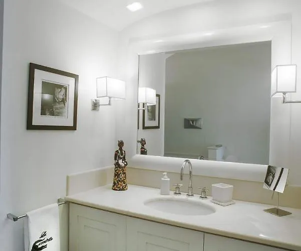 Coccodrilla By Myvillacollection Κάπρι